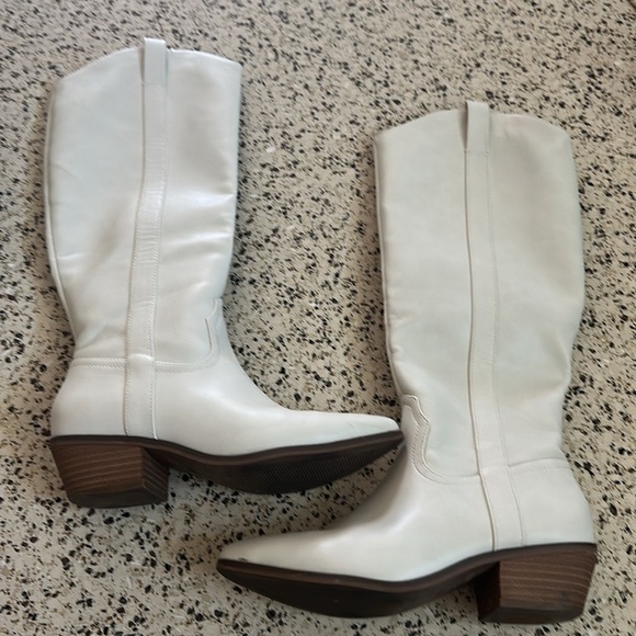 Target Universal Thread Women's Knee-High Boot - Picture 2 of 10